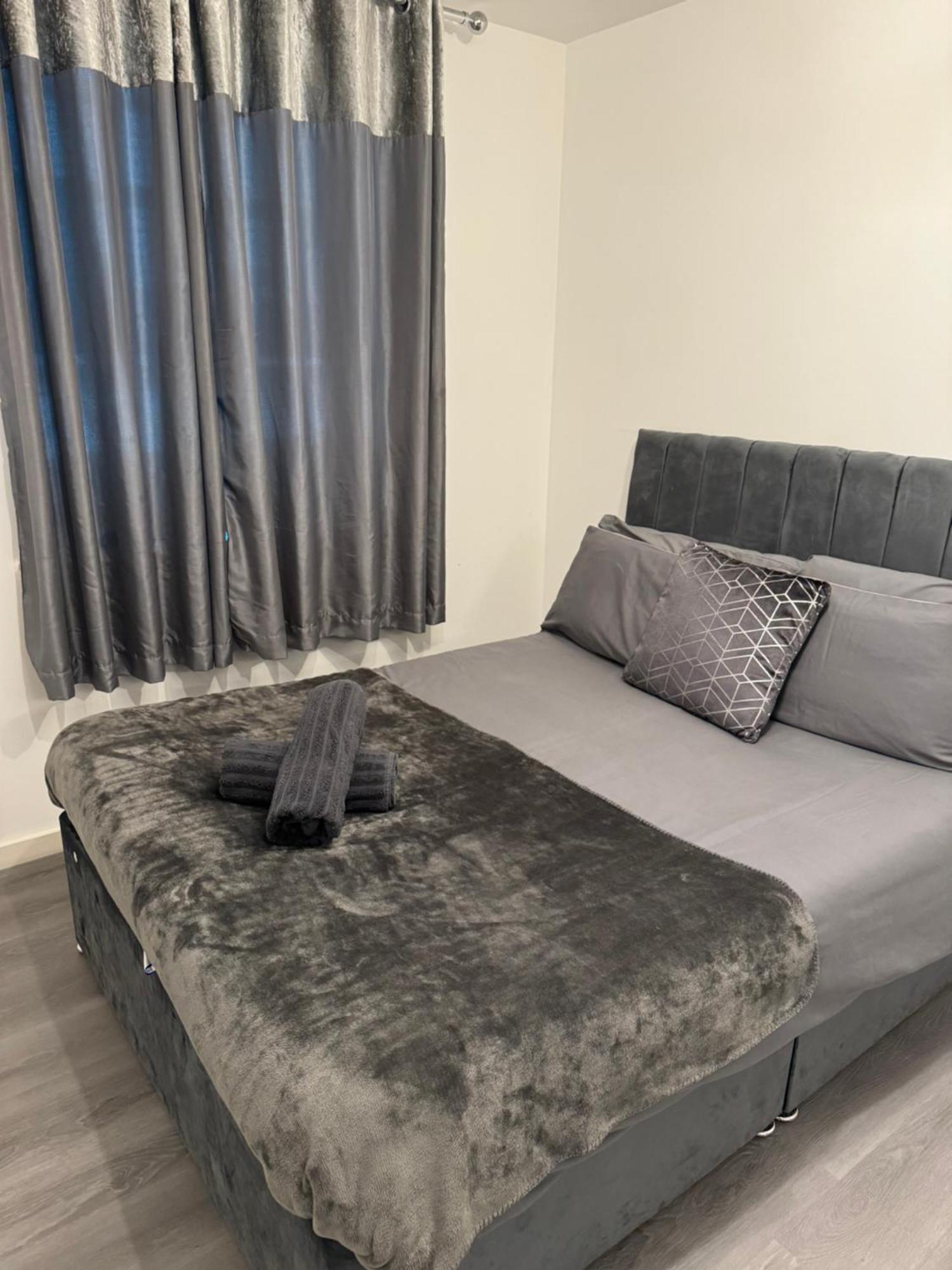 Modern Smart 2 Bedroom Apartment